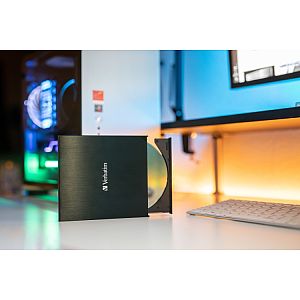 Verbatim 43886 External Slimline CD/DVD Writer External Optical Drive, USB-C/USB-A, Black - Image 3